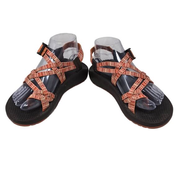 Chaco Shades of Orange Stripes Strappy Summer Women's Sandals 7 - Picture 2 of 6